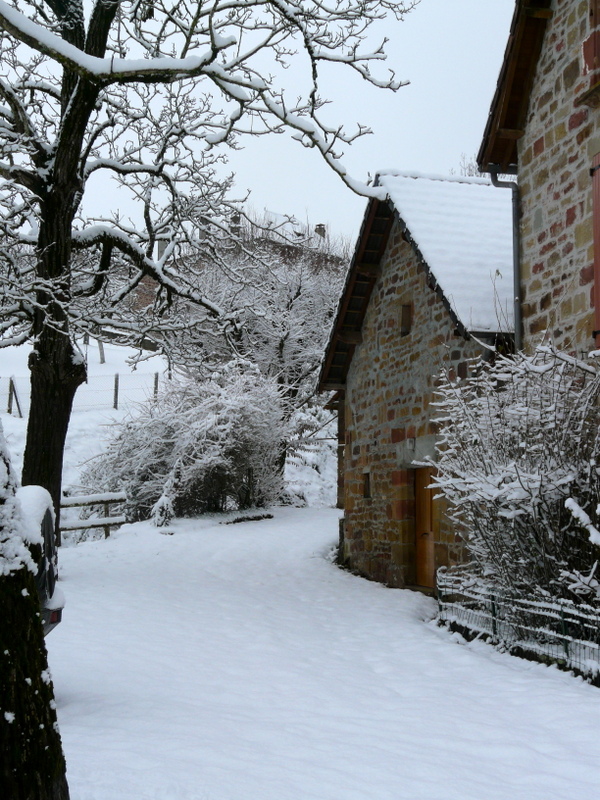 Le bourg sous la neige